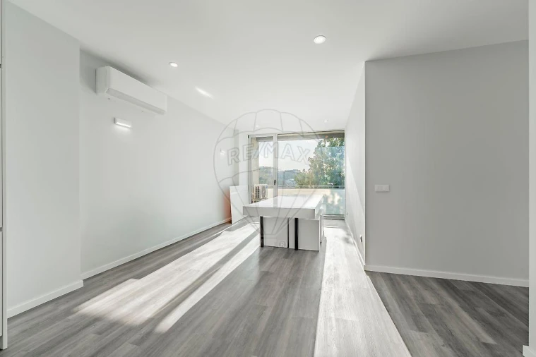 Apartamento T3 para Venda em Ferreiros e Gondizalves Foto 27