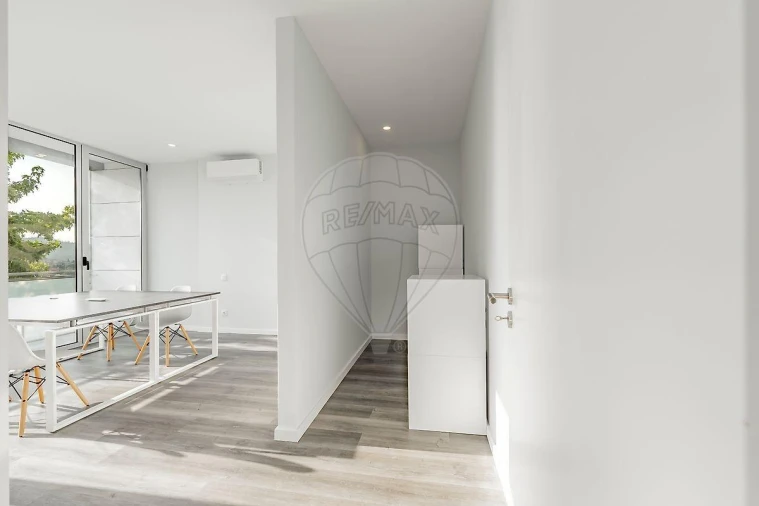 Apartamento T3 para Venda em Ferreiros e Gondizalves Foto 33