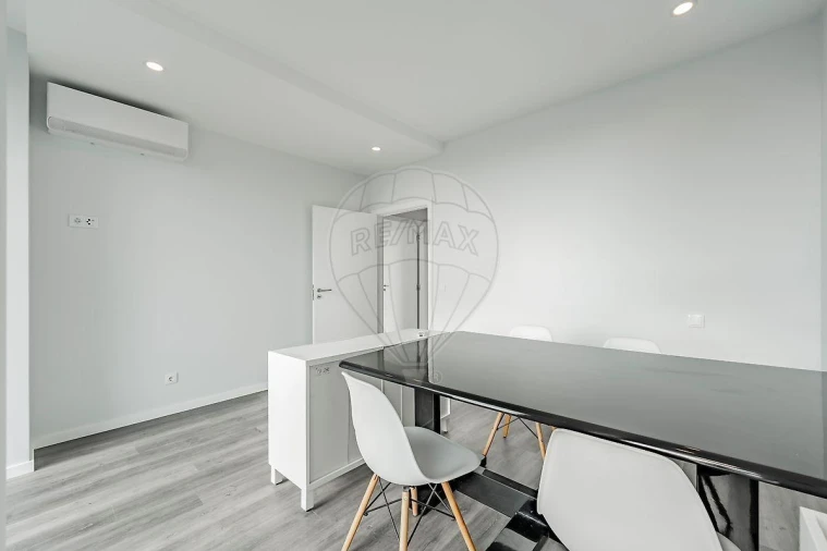 Apartamento T3 para Venda em Ferreiros e Gondizalves Foto 34