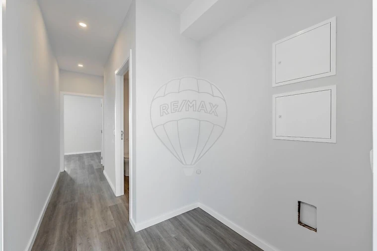 Apartamento T3 para Venda em Ferreiros e Gondizalves Foto 6