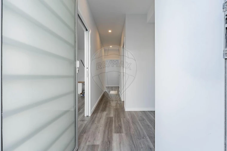 Apartamento T3 para Venda em Ferreiros e Gondizalves Foto 7