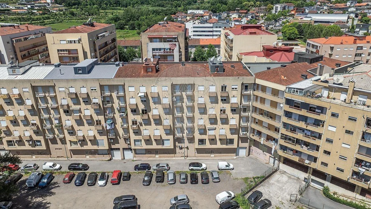 Apartamento T3 para Venda em Povoa de Lanhoso (N. Senhora do Amparo) Foto 22