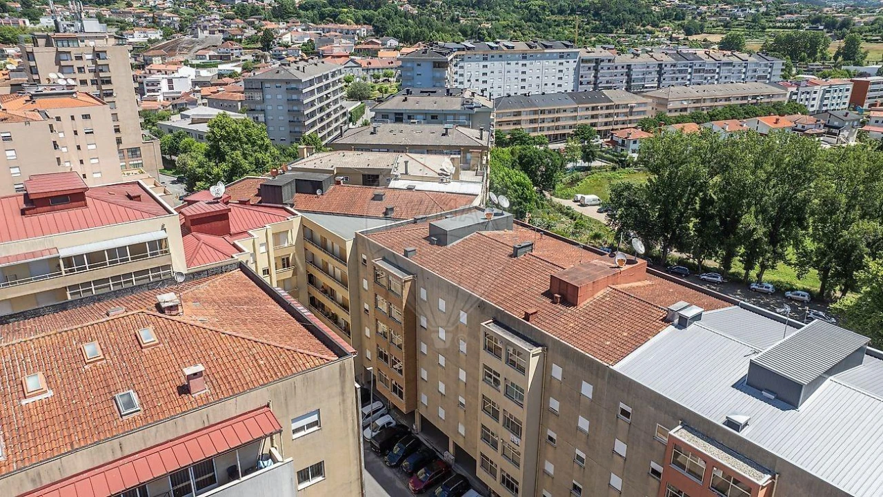 Apartamento T3 para Venda em Povoa de Lanhoso (N. Senhora do Amparo) Foto 23