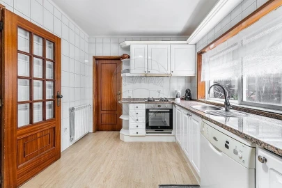 Moradia T4 para Venda em Galegos