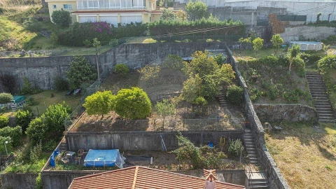 Moradia T5 para Venda em Vila Nova de Famalicão e Calendário