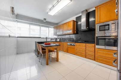 Apartamento T3 para Venda em Braga (São José de São Lázaro e São João do Souto)