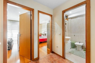 Apartamento T2 para Venda em Póvoa de Varzim, Beiriz e Argivai
