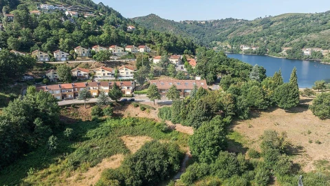 Moradia T2 para Venda em Venda Nova e Pondras