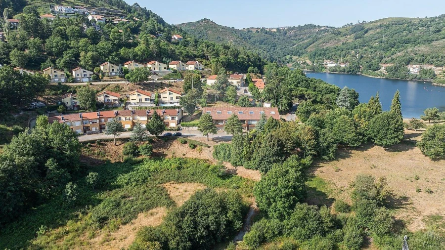 Moradia T2 para Venda em Venda Nova e Pondras Foto 35