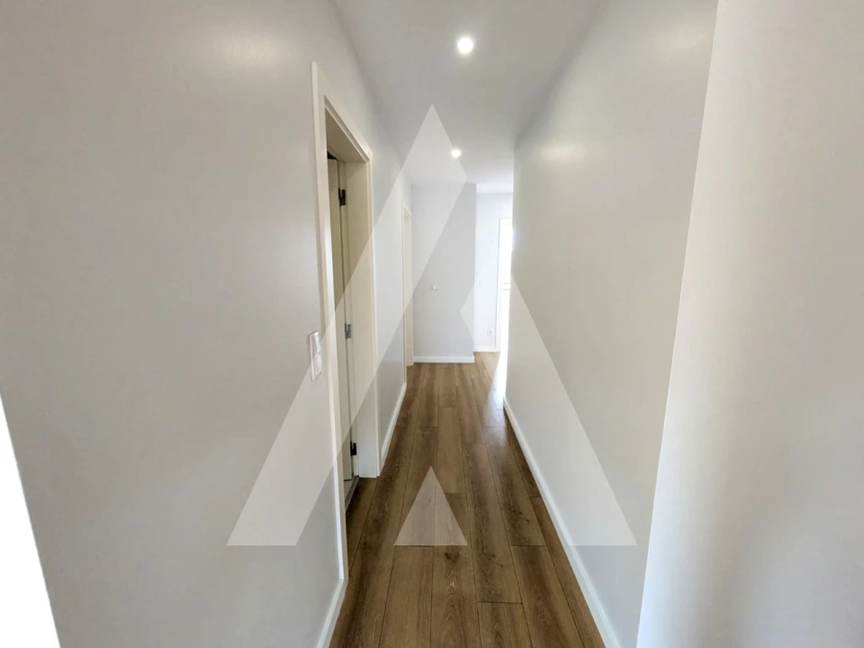Apartamento T3 para Arrendamento em Esgueira Foto 6