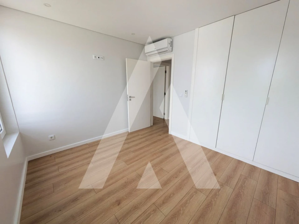 Apartamento T3 para Arrendamento em Esgueira Foto 9