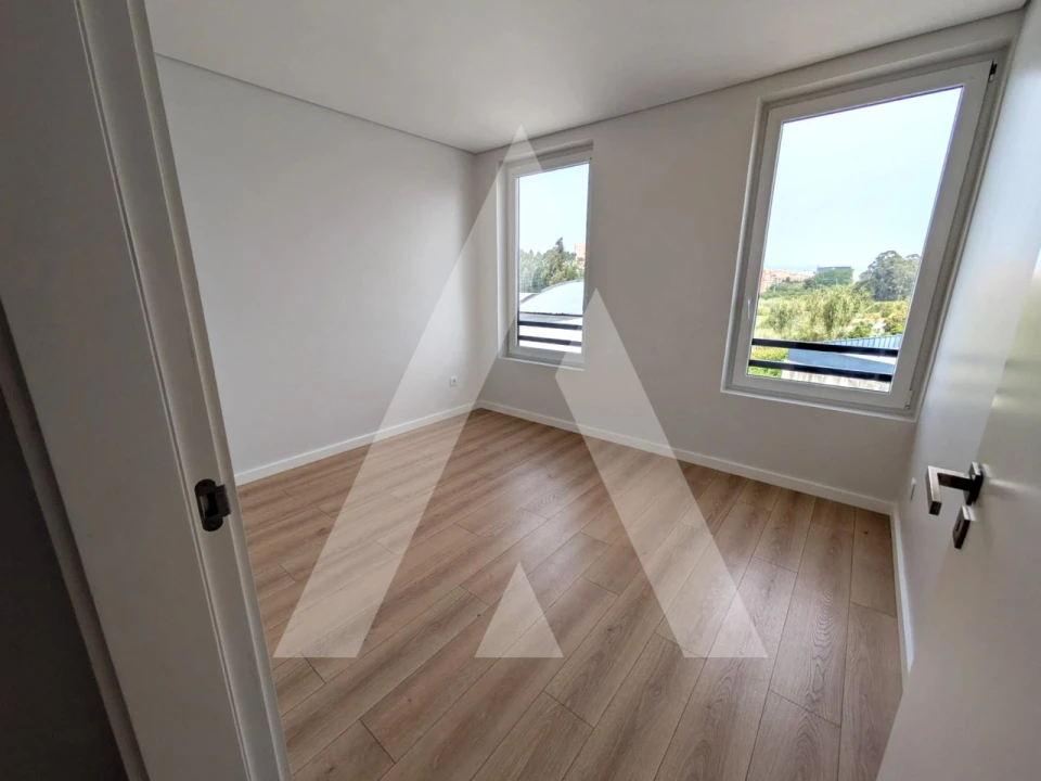 Apartamento T3 para Arrendamento em Esgueira Foto 10