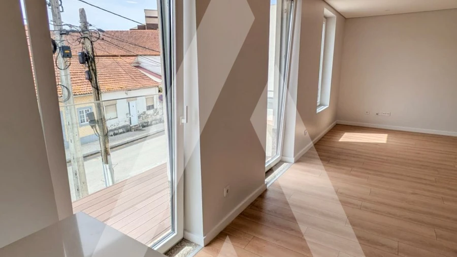 Apartamento T3 para Arrendamento em Esgueira
