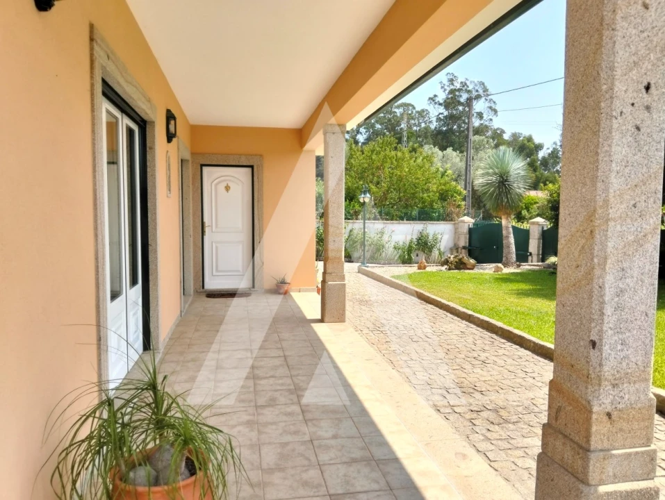 Moradia T5 para Venda em São Pedro de Arcos Foto 35