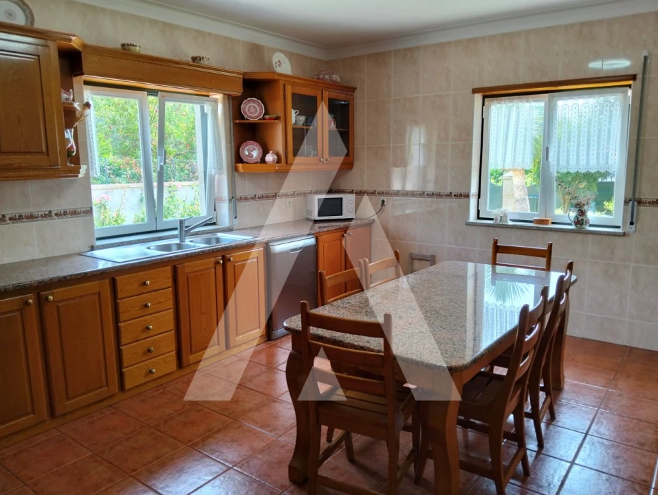 Moradia T5 para Venda em São Pedro de Arcos Foto 9