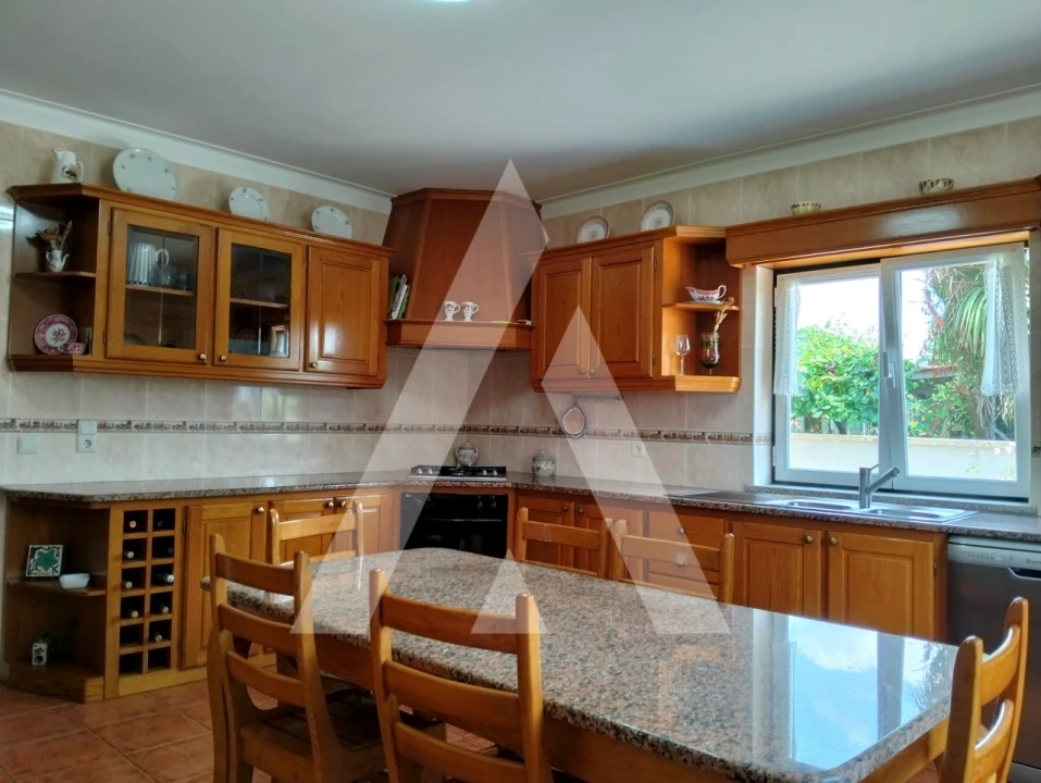 Moradia T5 para Venda em São Pedro de Arcos Foto 10