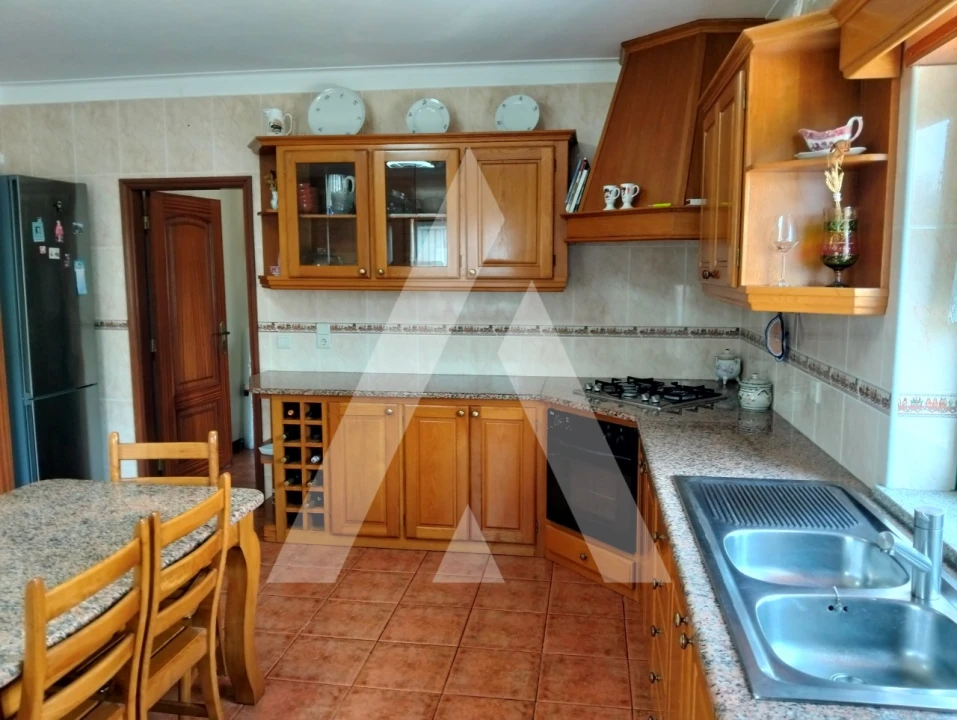 Moradia T5 para Venda em São Pedro de Arcos Foto 11
