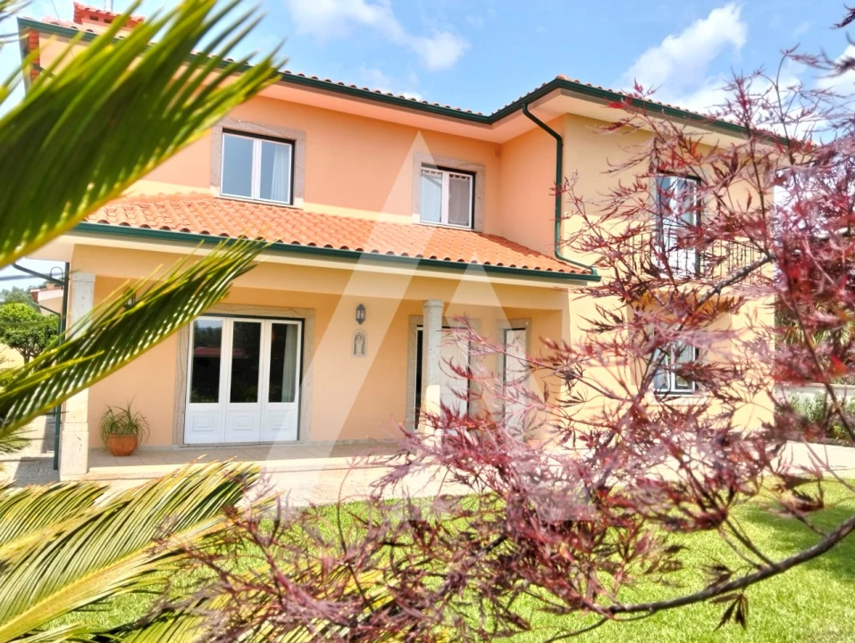 Moradia T5 para Venda em São Pedro de Arcos Foto 2