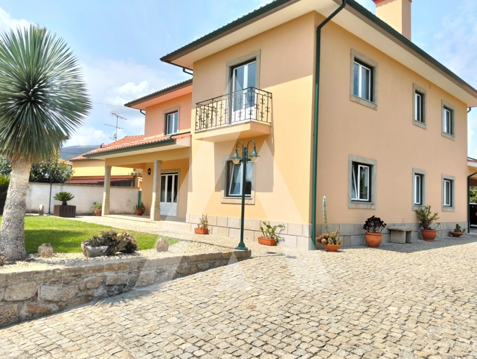 Moradia T5 para Venda em São Pedro de Arcos Foto 45