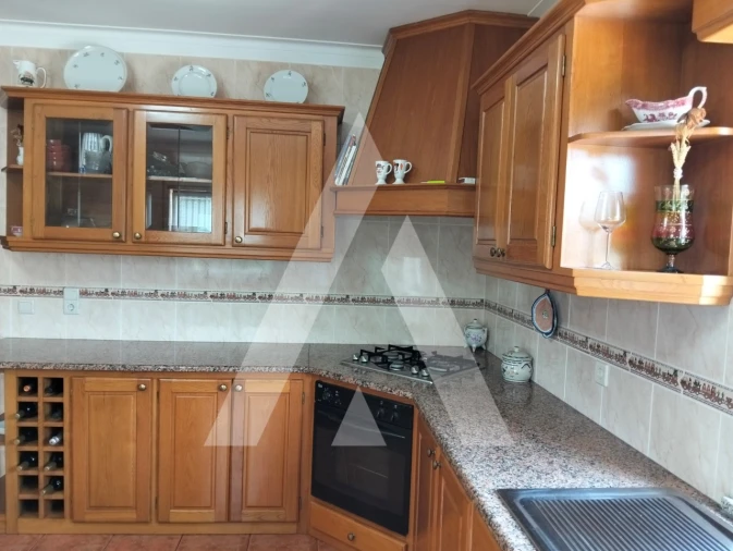 Moradia T5 para Venda em São Pedro de Arcos Foto 13