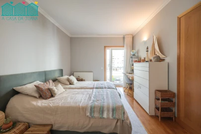 Apartamento T3 para Venda em Glória e Vera Cruz