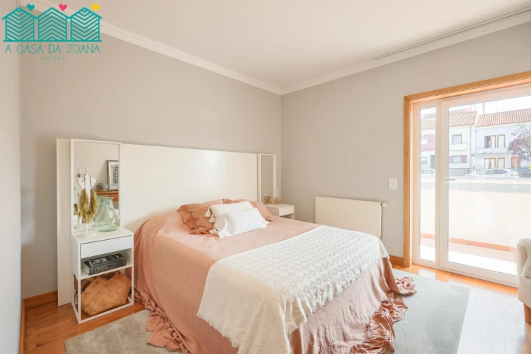 Apartamento T3 para Venda em Glória e Vera Cruz Foto 35