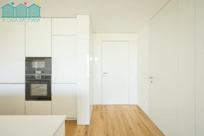 Apartamento T1 para Arrendamento em Glória e Vera Cruz