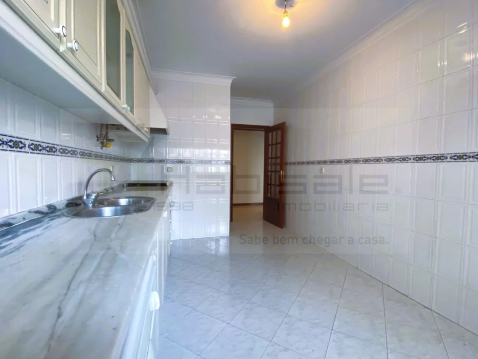 Apartamento T2 para Venda em Algueirão-Mem Martins Foto 11