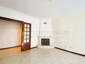 Apartamento T2 para Venda em Algueirão-Mem Martins