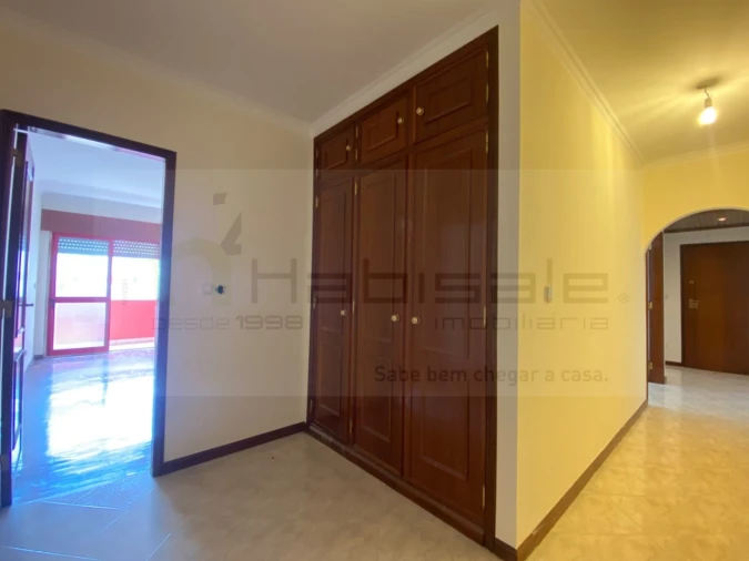 Apartamento T2 para Venda em Algueirão-Mem Martins Foto 28