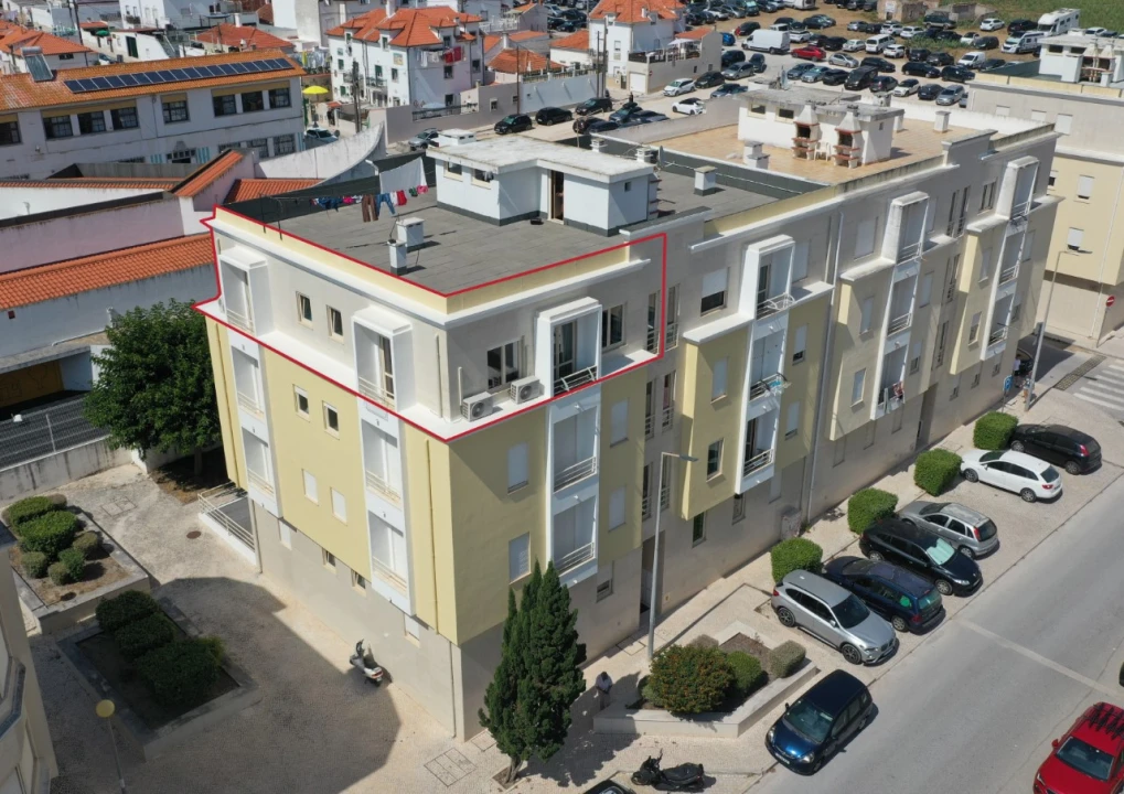 Apartamento T3 para Venda em Nazare Foto 2