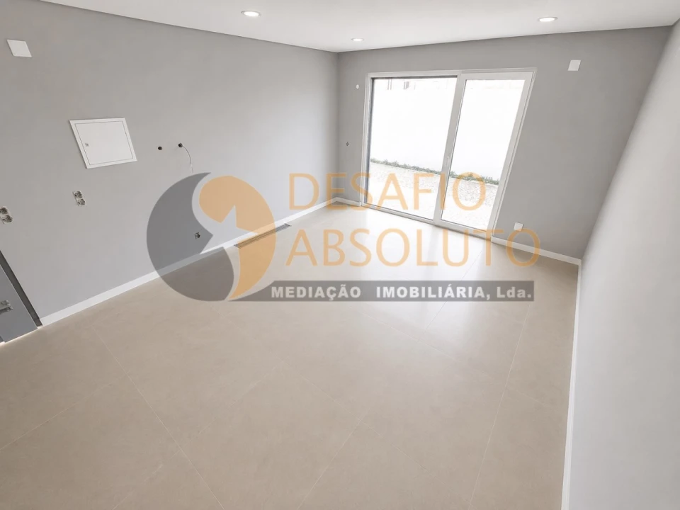Moradia T3 para Venda em Fernao Ferro Foto 5