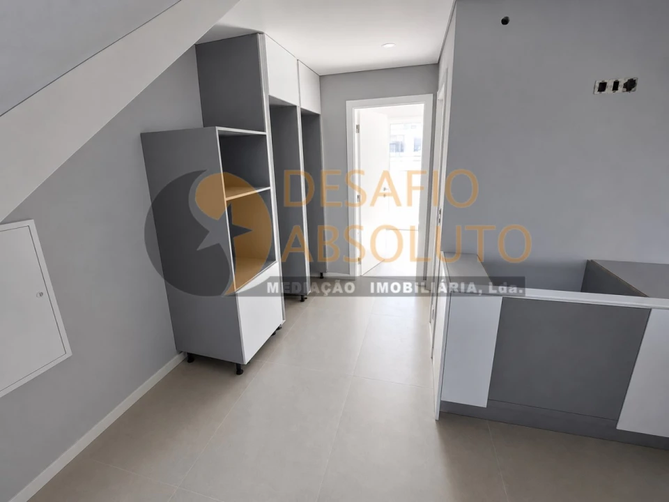 Moradia T3 para Venda em Fernao Ferro Foto 9