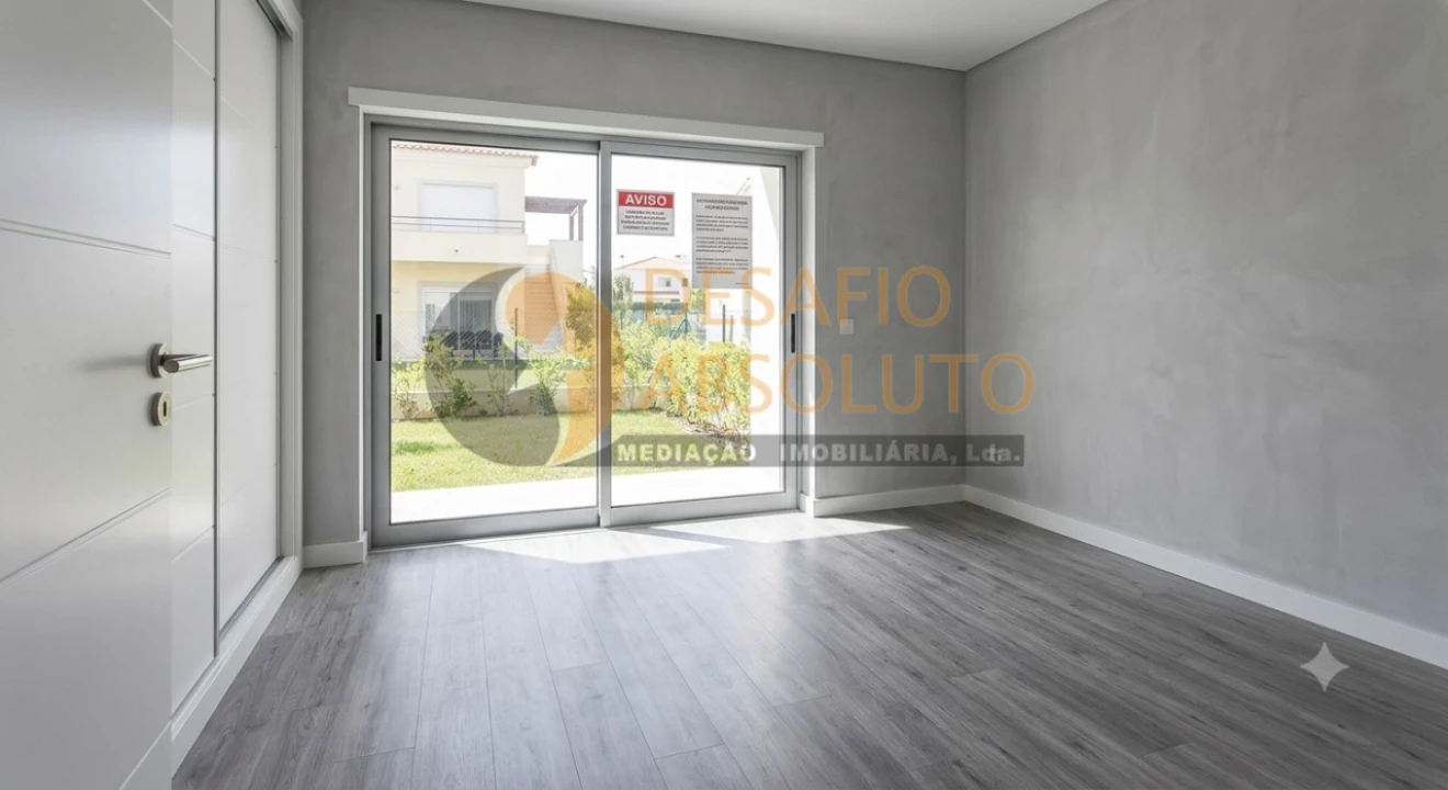 Moradia T3 para Venda em Fernao Ferro Foto 16