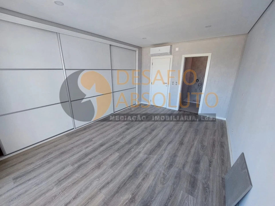 Moradia T3 para Venda em Fernao Ferro Foto 29