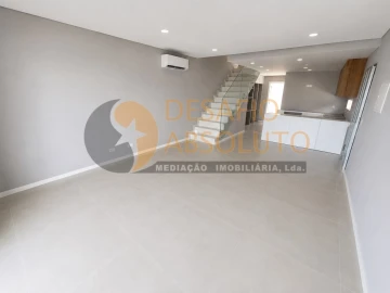 Moradia T3 para Venda em Fernao Ferro