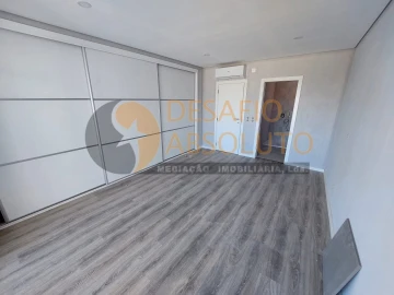 Moradia T3 para Venda em Fernao Ferro