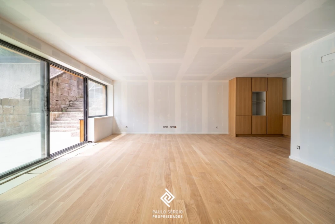 Apartamento T2 para Venda em Lordelo do Ouro e Massarelos Foto 4