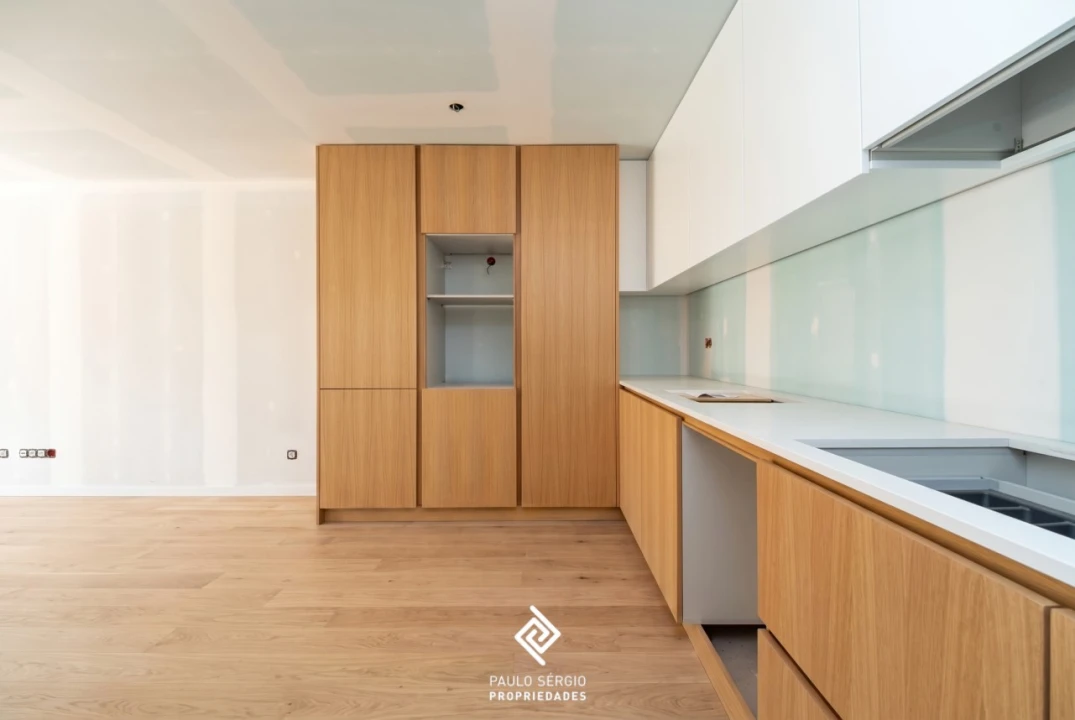 Apartamento T2 para Venda em Lordelo do Ouro e Massarelos Foto 5
