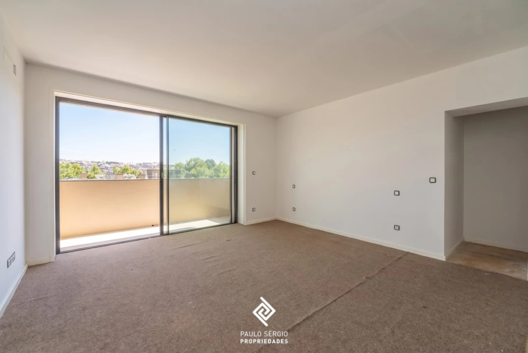 Apartamento T2 para Venda em Lordelo do Ouro e Massarelos Foto 12