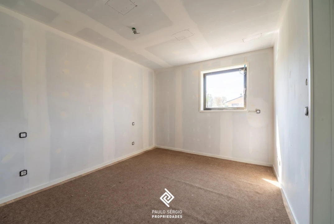Apartamento T2 para Venda em Lordelo do Ouro e Massarelos Foto 14