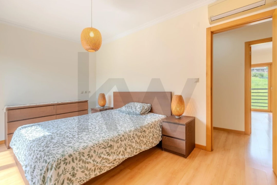 Apartamento T4 para Venda em Ramada e Caneças Foto 31