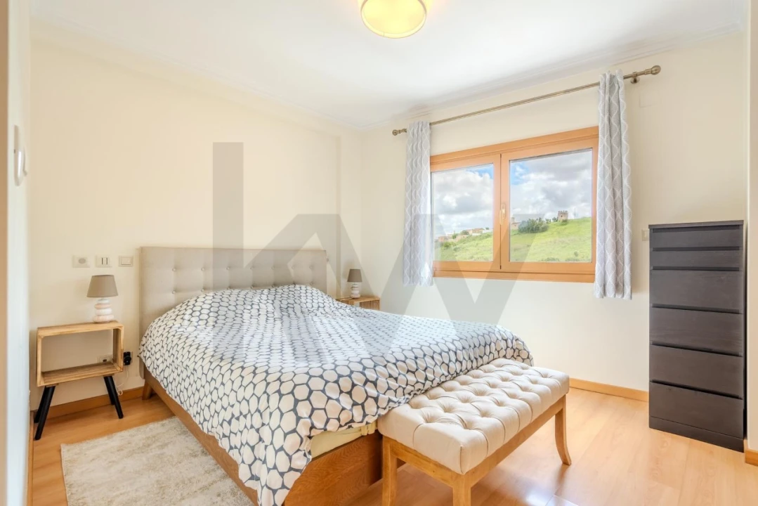 Apartamento T4 para Venda em Ramada e Caneças Foto 36