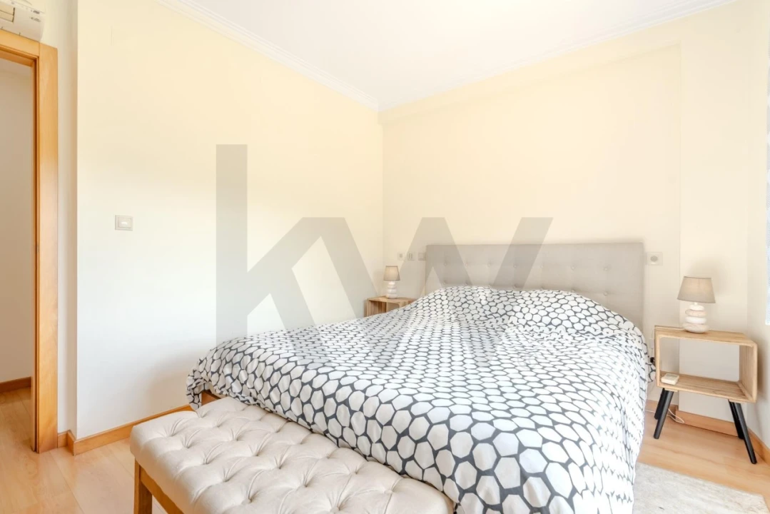 Apartamento T4 para Venda em Ramada e Caneças Foto 37
