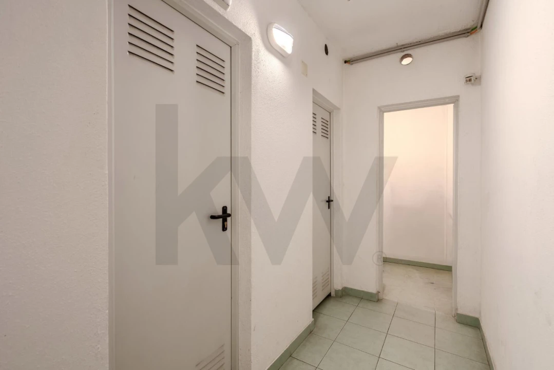 Apartamento T4 para Venda em Ramada e Caneças Foto 52