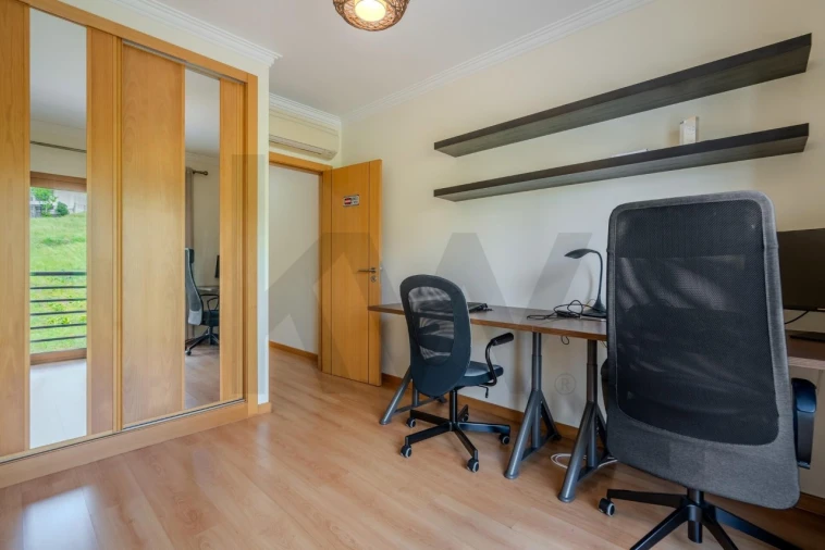 Apartamento T4 para Venda em Ramada e Caneças Foto 22