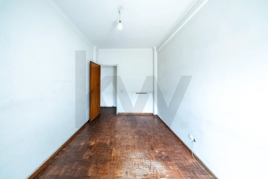 Apartamento T3 para Venda em São Domingos de Benfica Foto 16