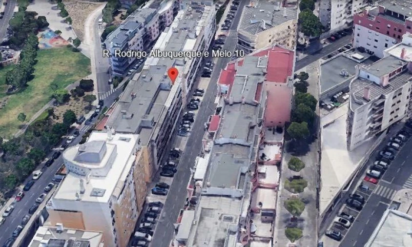 Garagem para Venda em Algés, Linda-A-Velha e Cruz Quebrada-Dafundo Foto 11