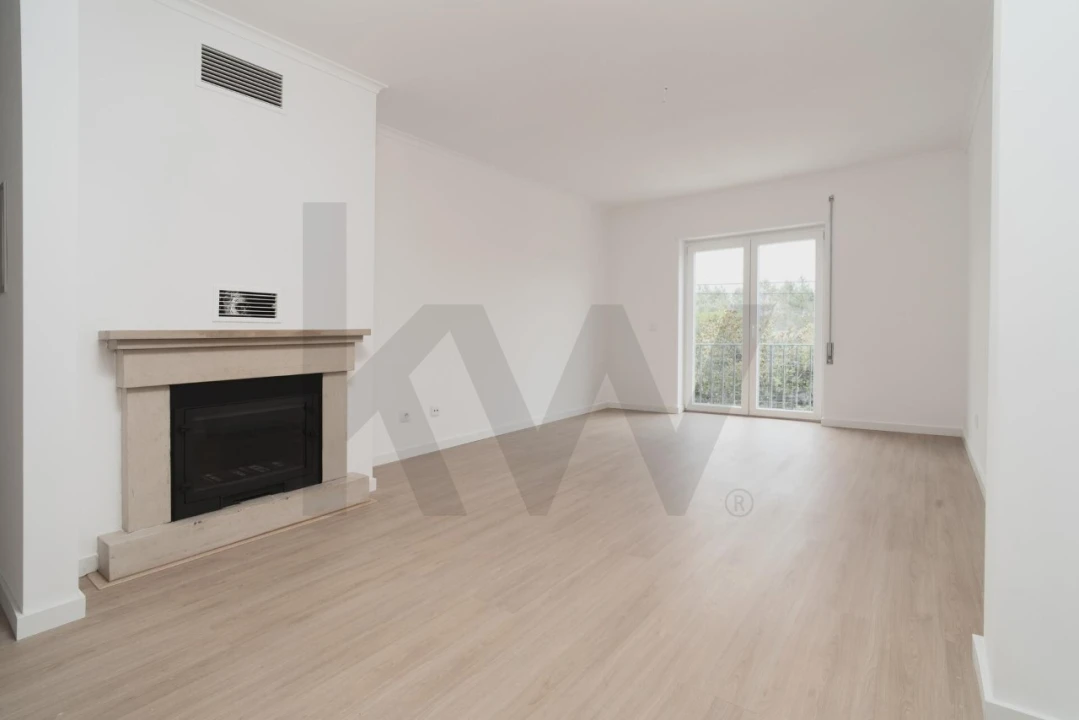 Apartamento T3 para Venda em Batalha Foto 1