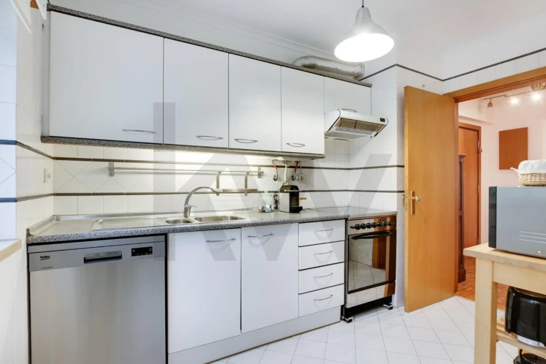 Apartamento T2 para Venda em Lumiar Foto 6